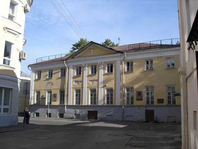 Дворики в Кривоколенном переулке - 1