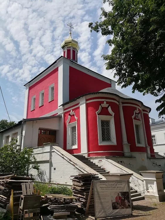 Храм Воскресения Христова в Пленницах - 4