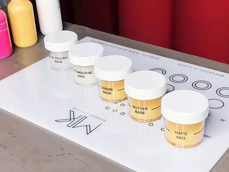 Лаборатория косметики MAKEUP KITCHEN - 4