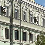 Здание Гостиницы и Ресторана Яр - 1
